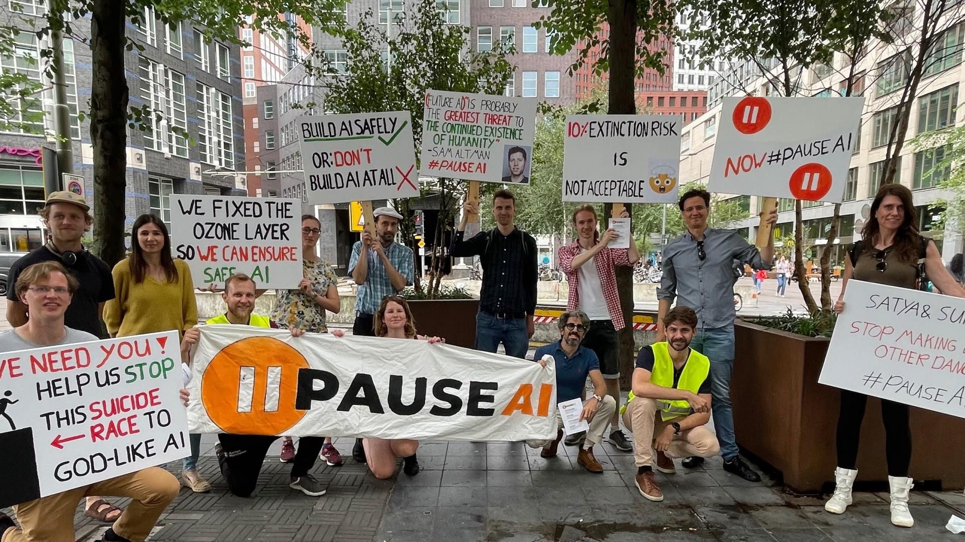 PauseAI protesters